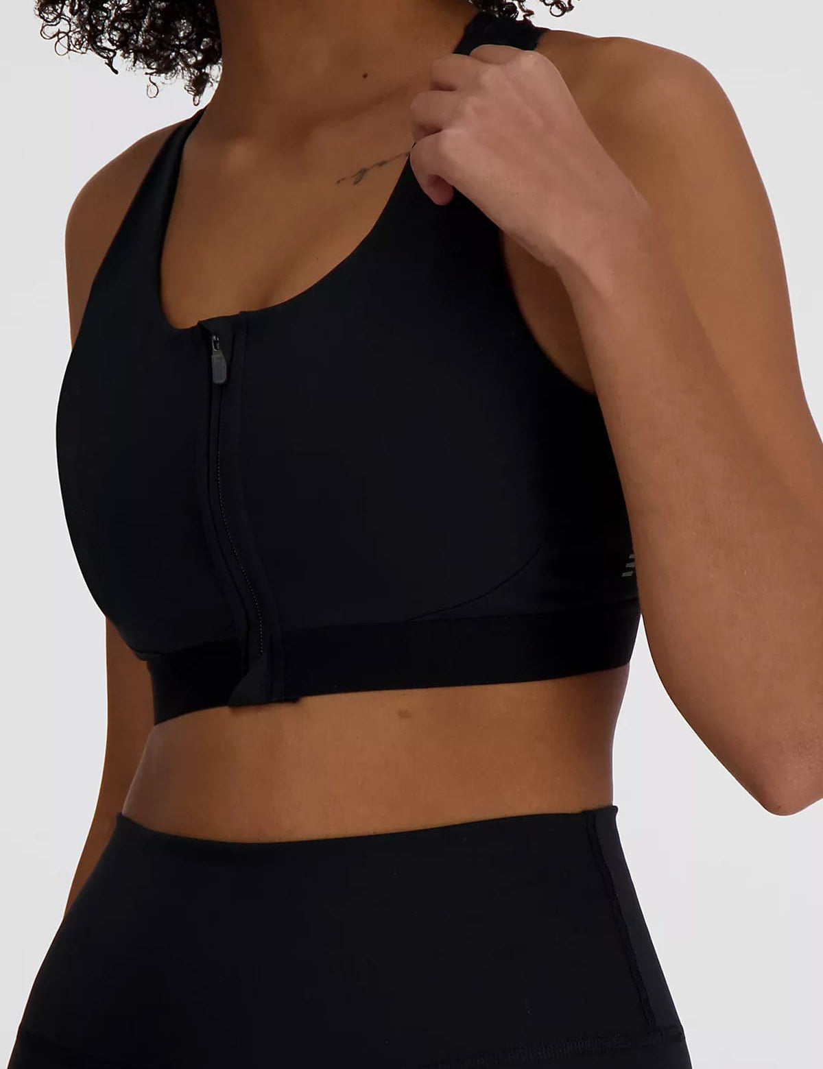 New Balance NB Sleek Medium Support Pocket Zip Front Bra Spor Sütyeni