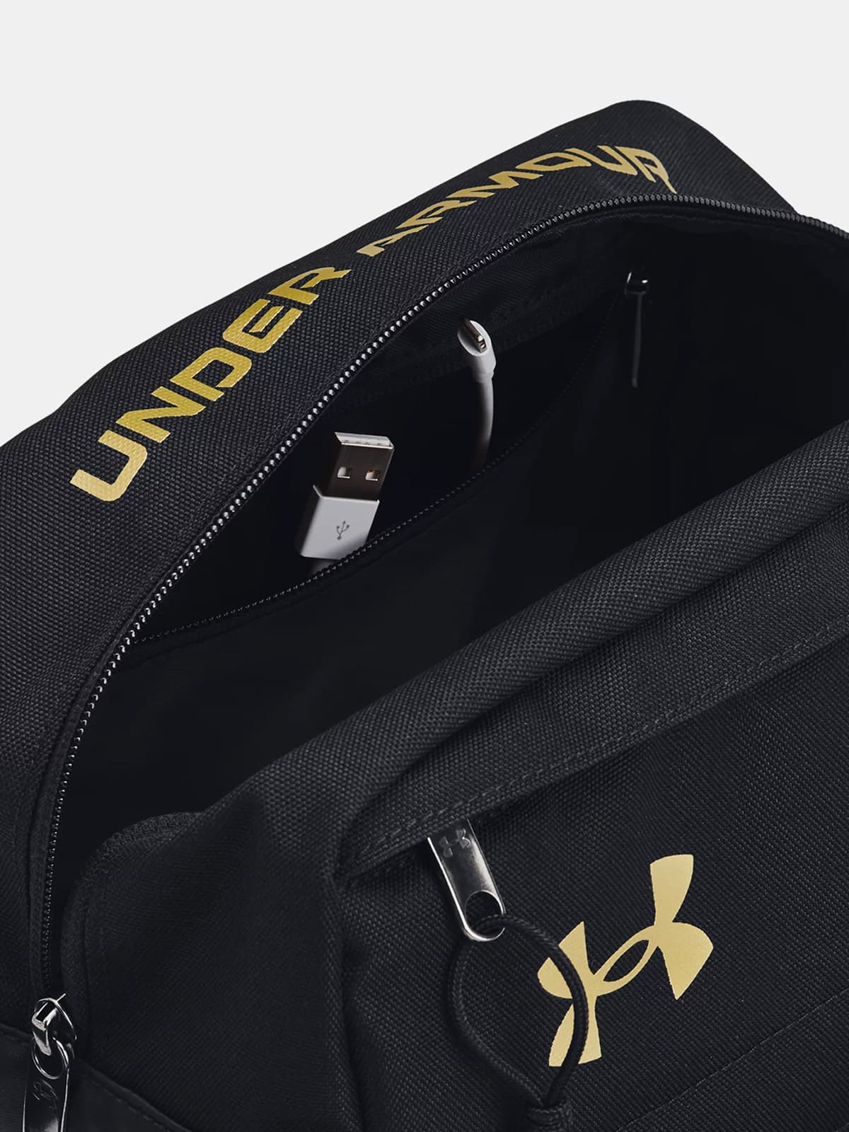 Under Armour UA Contain Travel Kit Çanta